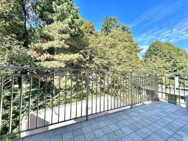 appartamento in vendita a Vimercate in zona Centro Storico