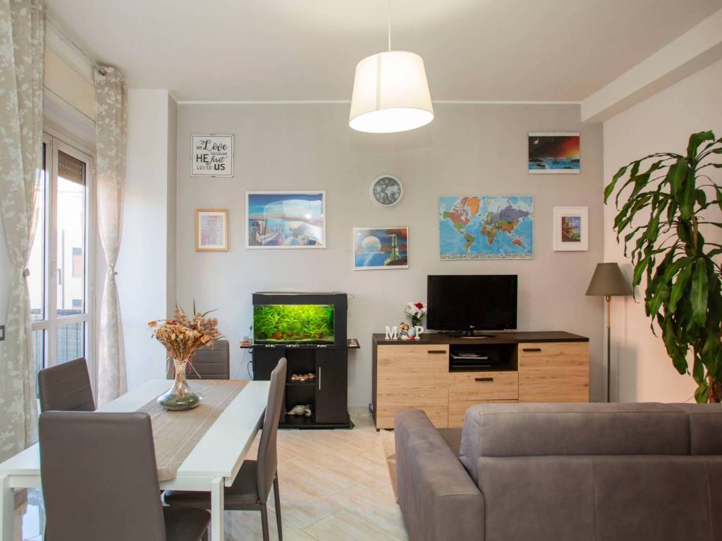 appartamento in vendita a Vimercate in zona Centro Storico