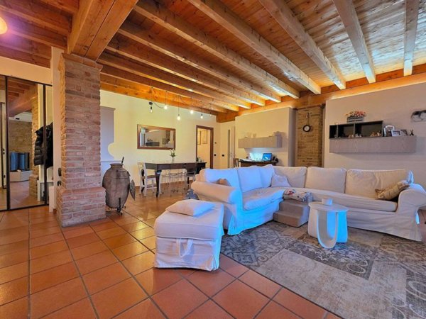 appartamento in vendita a Vimercate