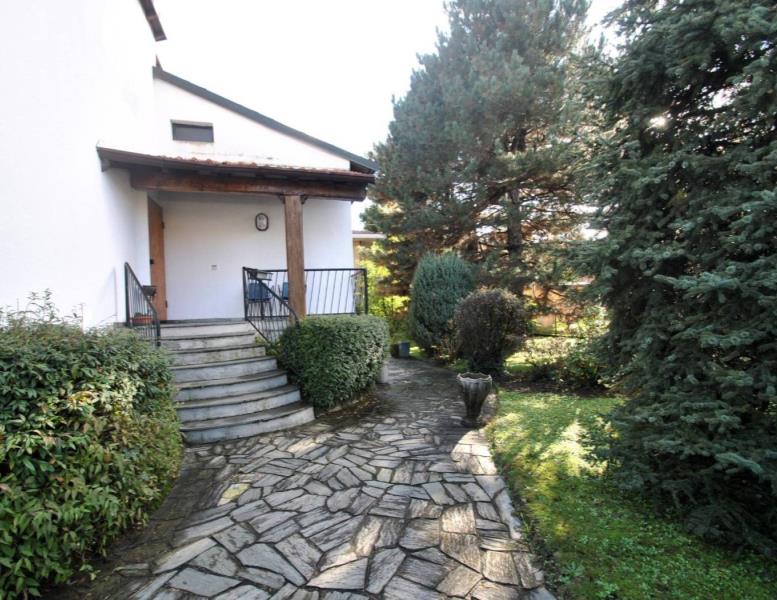 casa indipendente in vendita a Vimercate in zona Centro Storico