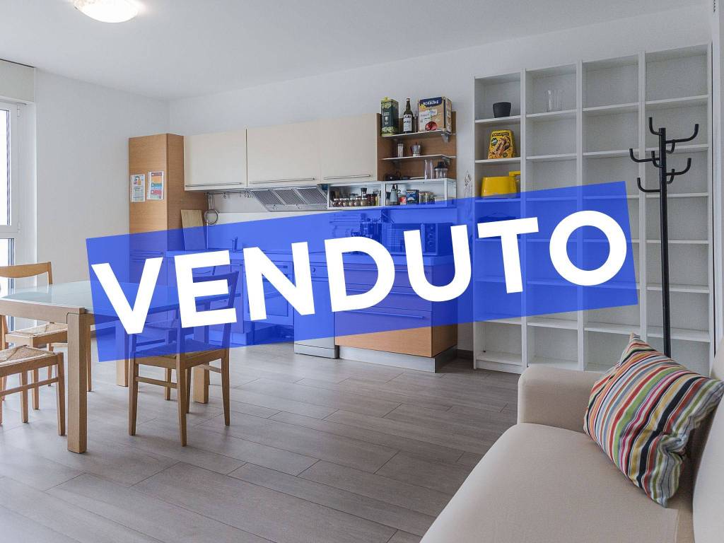 appartamento in vendita a Vimercate in zona Centro Storico