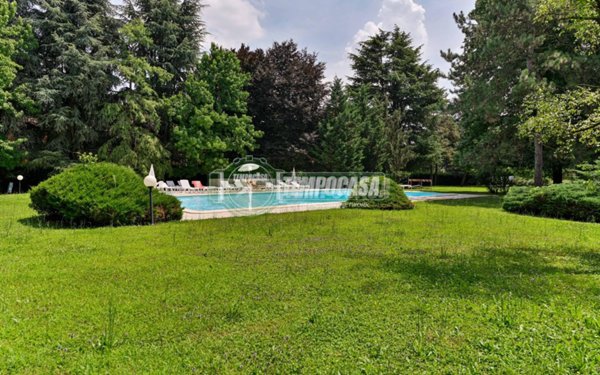 appartamento in vendita a Vimercate