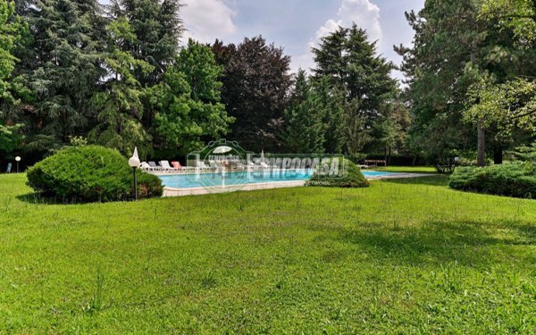 appartamento in vendita a Vimercate