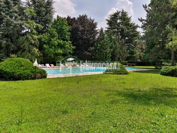 appartamento in vendita a Vimercate