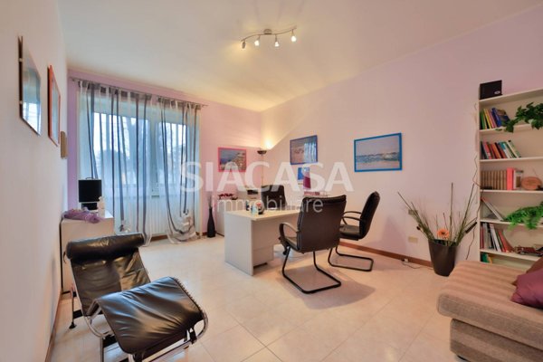 ufficio in vendita a Vimercate