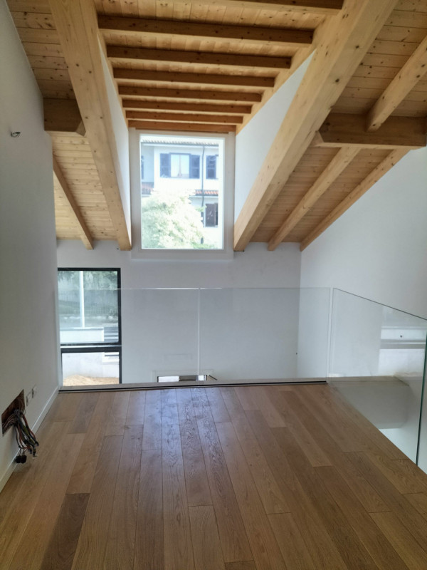 casa indipendente in vendita a Vimercate in zona Centro Storico