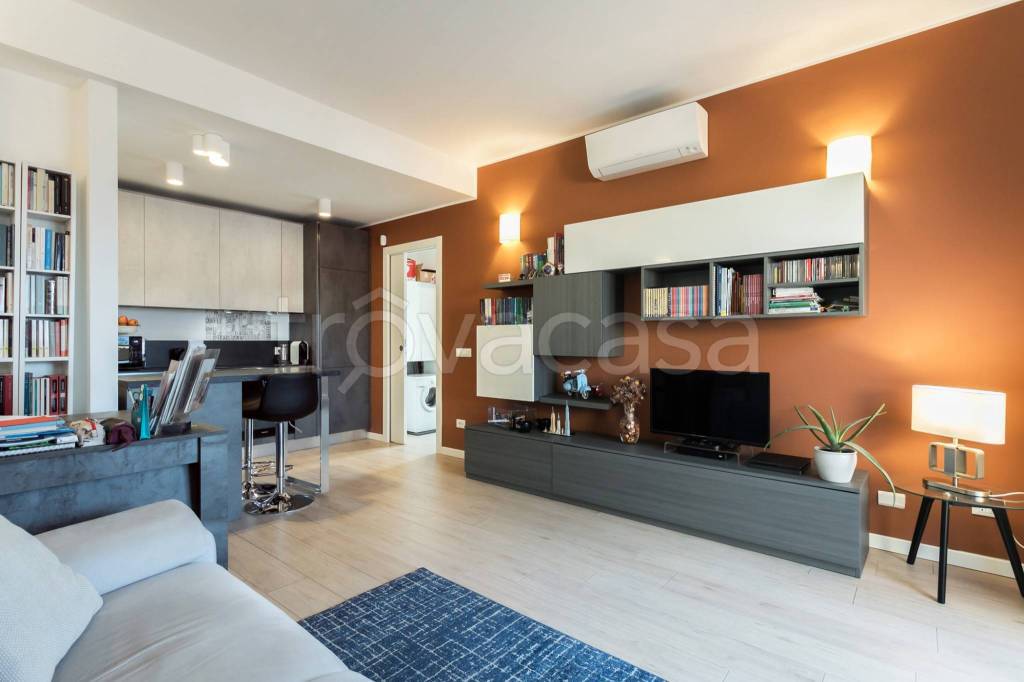 appartamento in vendita a Vimercate