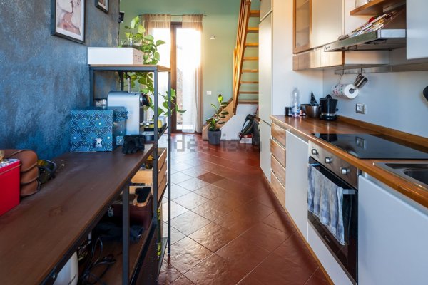 appartamento in vendita a Vimercate