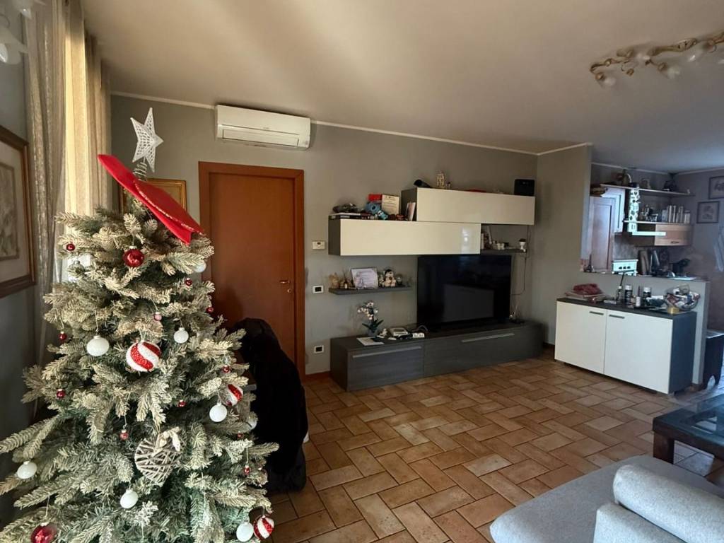 appartamento in vendita a Vimercate