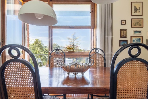 appartamento in vendita a Vimercate in zona Centro Storico