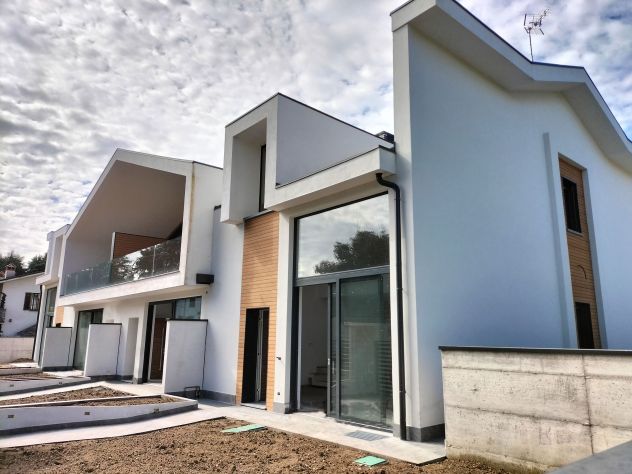 casa indipendente in vendita a Vimercate in zona Centro Storico