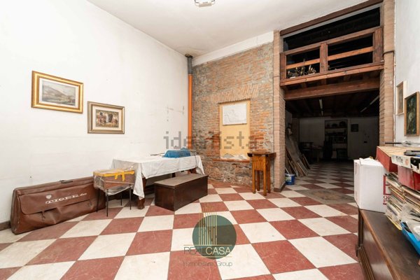 negozio in vendita a Vimercate