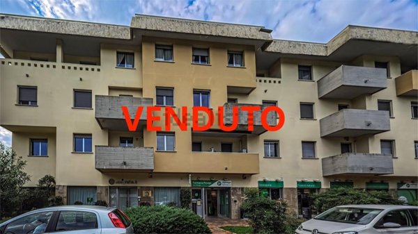 appartamento in vendita a Vimercate in zona Centro Storico