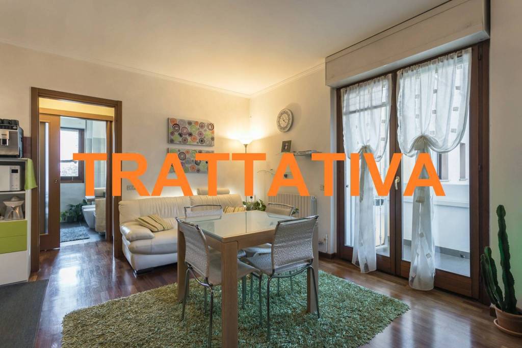 appartamento in vendita a Vimercate in zona Centro Storico