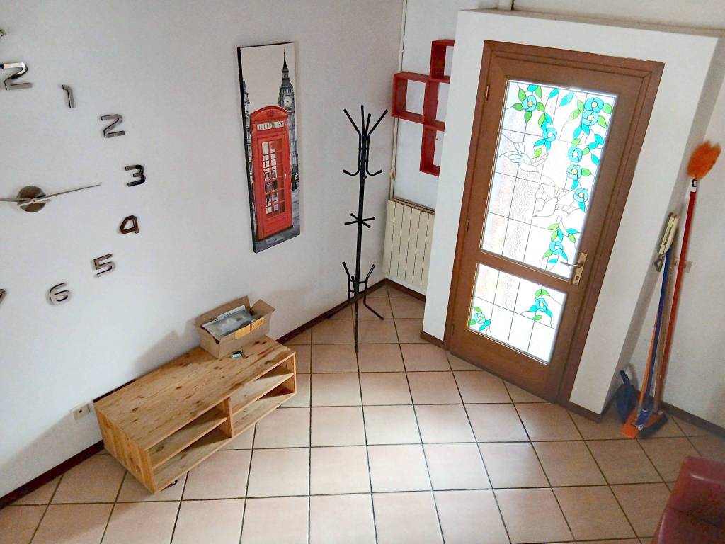 appartamento in vendita a Vimercate in zona Centro Storico