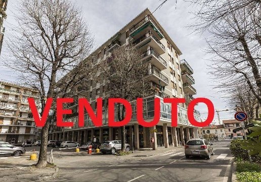 appartamento in vendita a Vimercate in zona Centro Storico