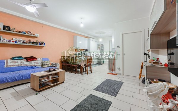 appartamento in vendita a Vimercate in zona Centro Storico