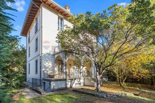 casa indipendente in vendita a Vimercate