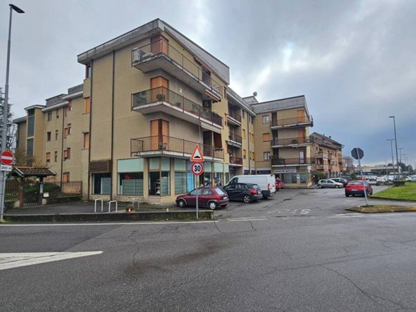 appartamento in vendita a Vimercate in zona Oreno