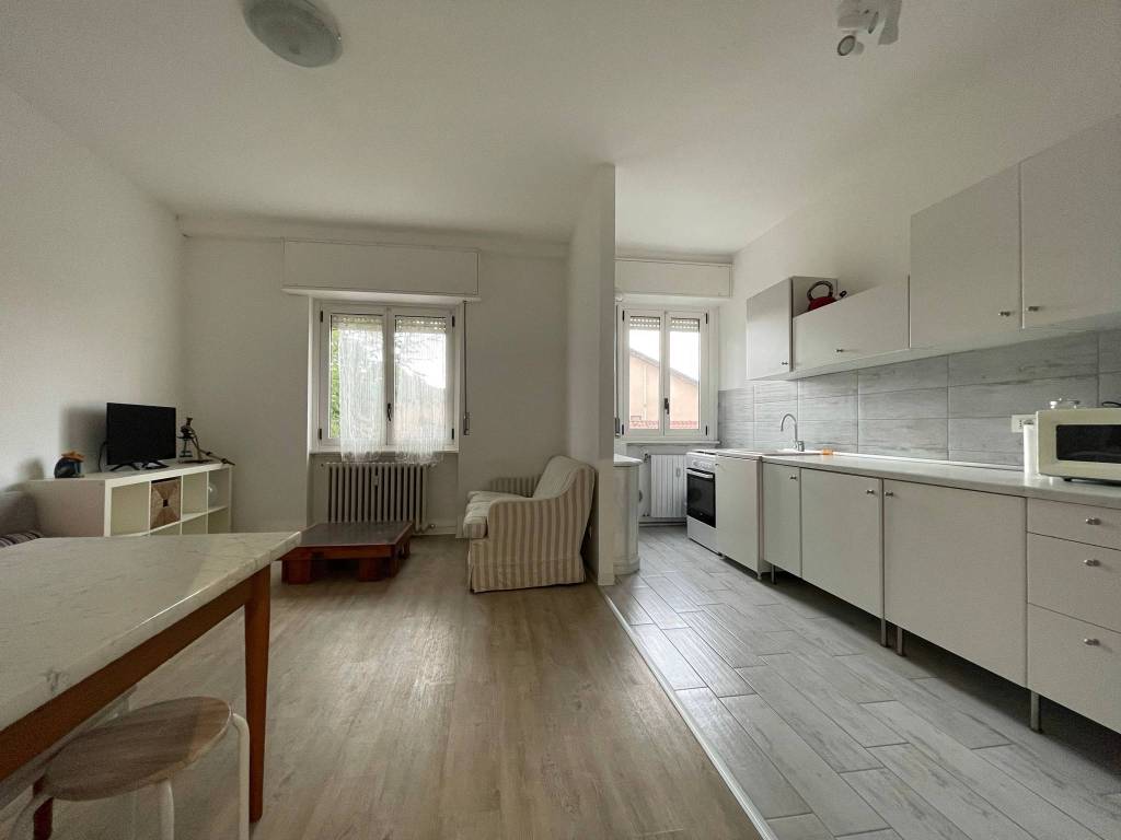 appartamento in vendita a Vimercate in zona Centro Storico