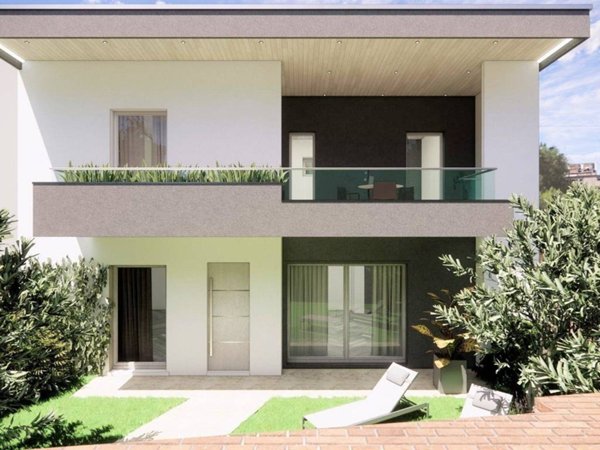 casa indipendente in vendita a Vimercate in zona Centro Storico