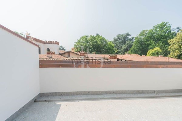 appartamento in vendita a Vimercate in zona Centro Storico