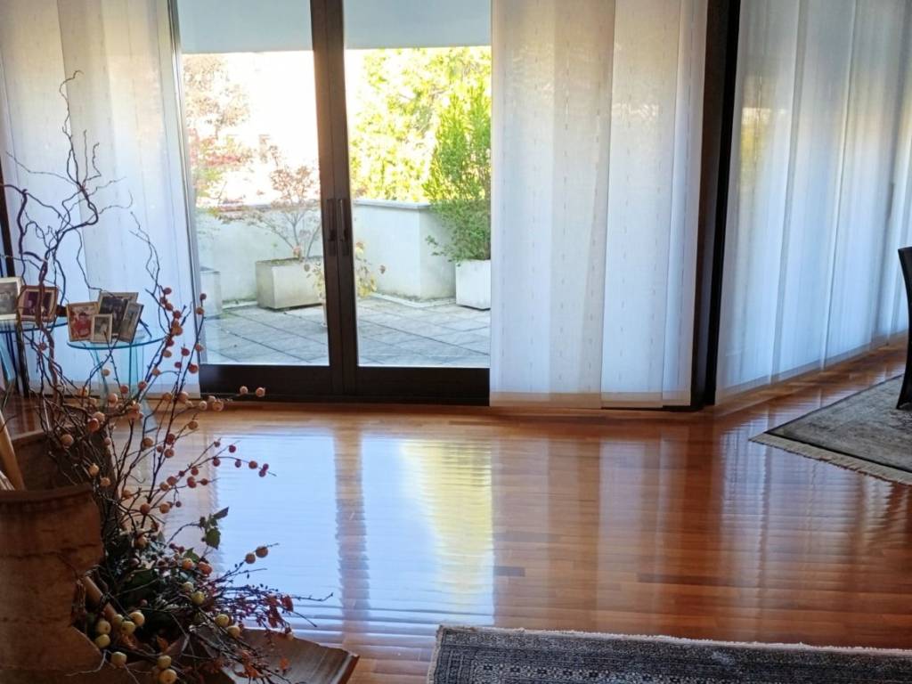 appartamento in vendita a Vimercate