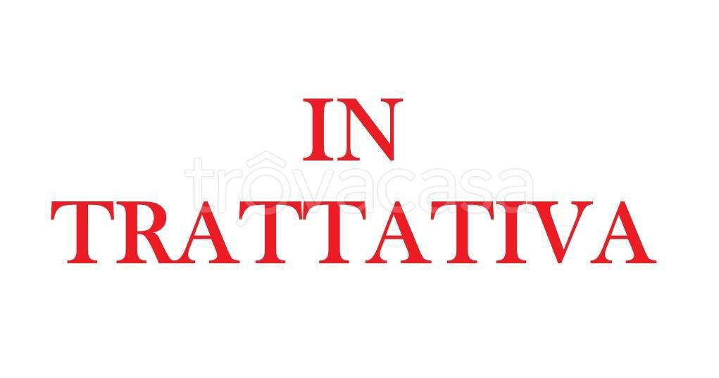 appartamento in vendita a Vimercate in zona Centro Storico