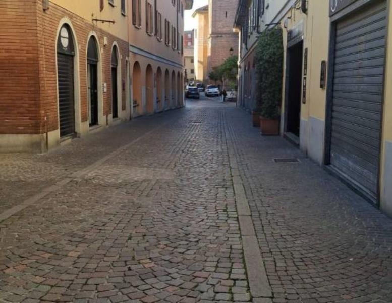 appartamento in vendita a Vimercate in zona Centro Storico