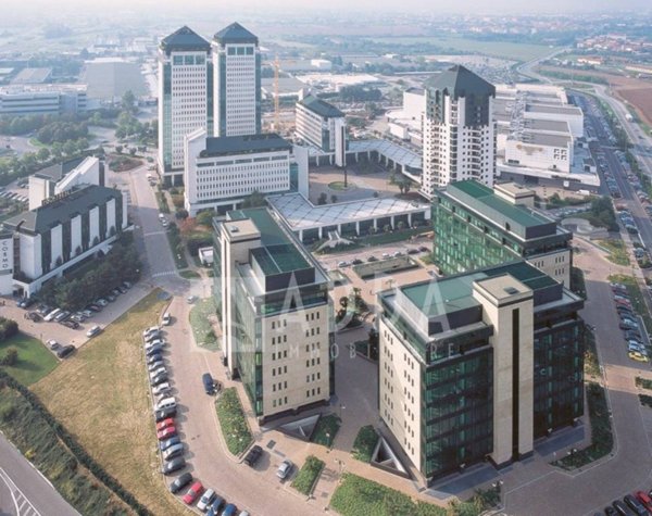 ufficio in vendita a Vimercate