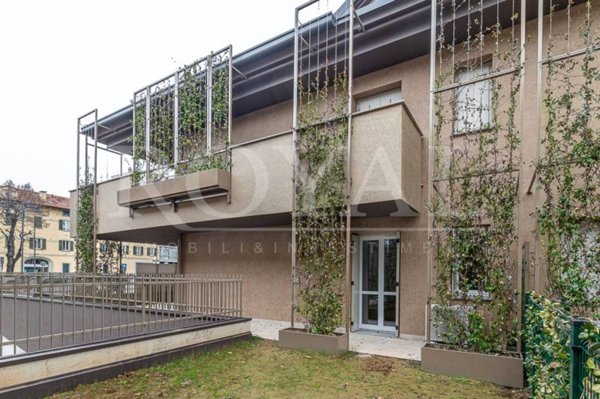 appartamento in vendita a Vimercate in zona Centro Storico