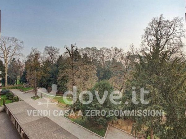 appartamento in vendita a Vimercate in zona Centro Storico