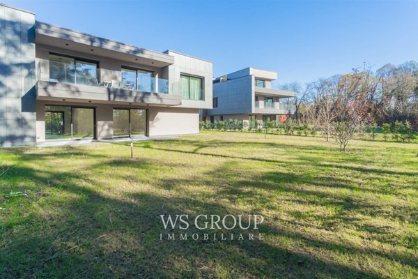 appartamento in vendita a Vimercate in zona Centro Storico