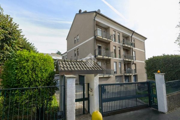 appartamento in vendita a Vimercate