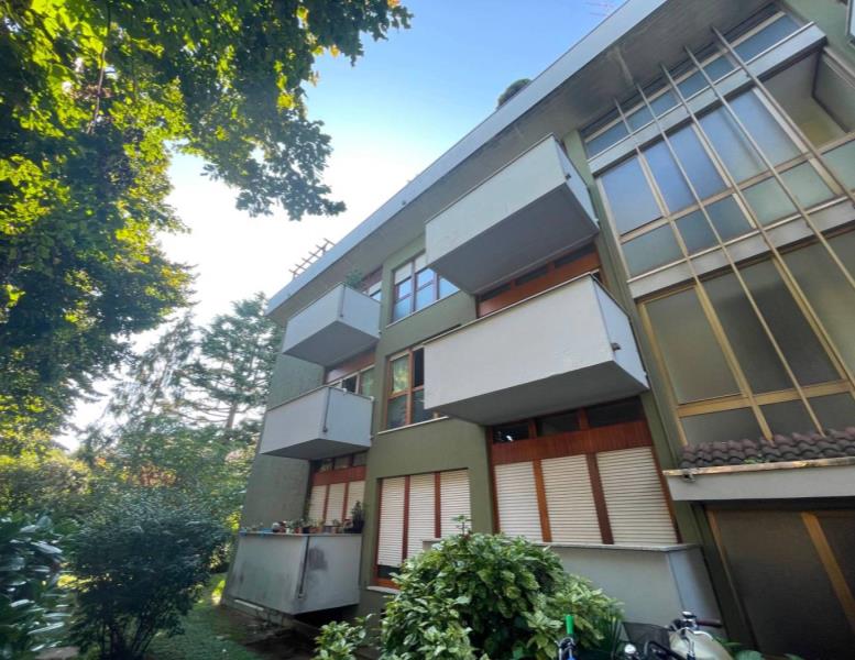 locale di sgombero in vendita a Vimercate in zona Centro Storico