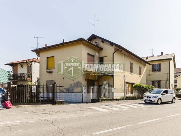casa indipendente in vendita a Vimercate
