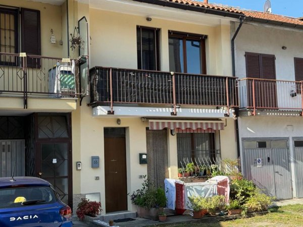 appartamento in vendita a Vimercate in zona Oreno