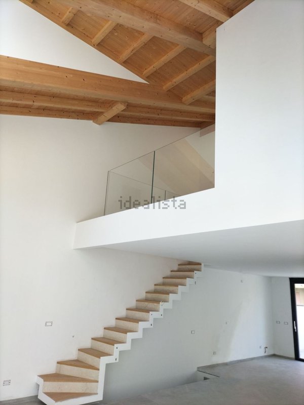 casa indipendente in vendita a Vimercate