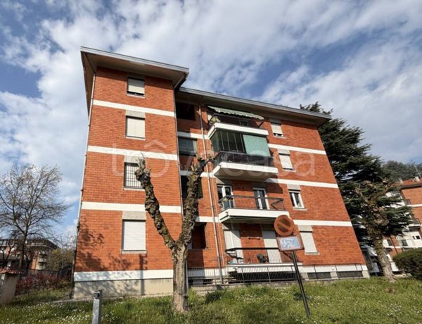 appartamento in vendita a Vimercate in zona Centro Storico