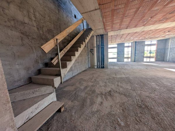 appartamento in vendita a Vimercate in zona Oreno