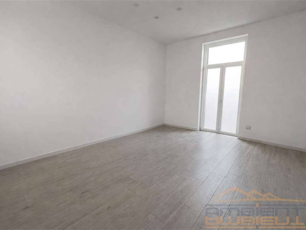 appartamento in vendita a Vimercate in zona Ruginello / Oldaniga