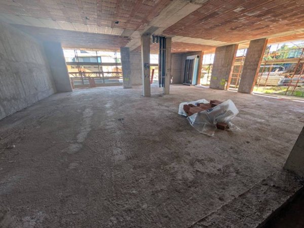 appartamento in vendita a Vimercate in zona Oreno