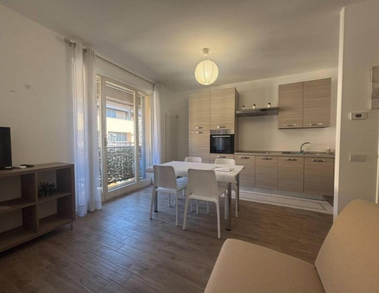 appartamento in vendita a Vimercate in zona Centro Storico