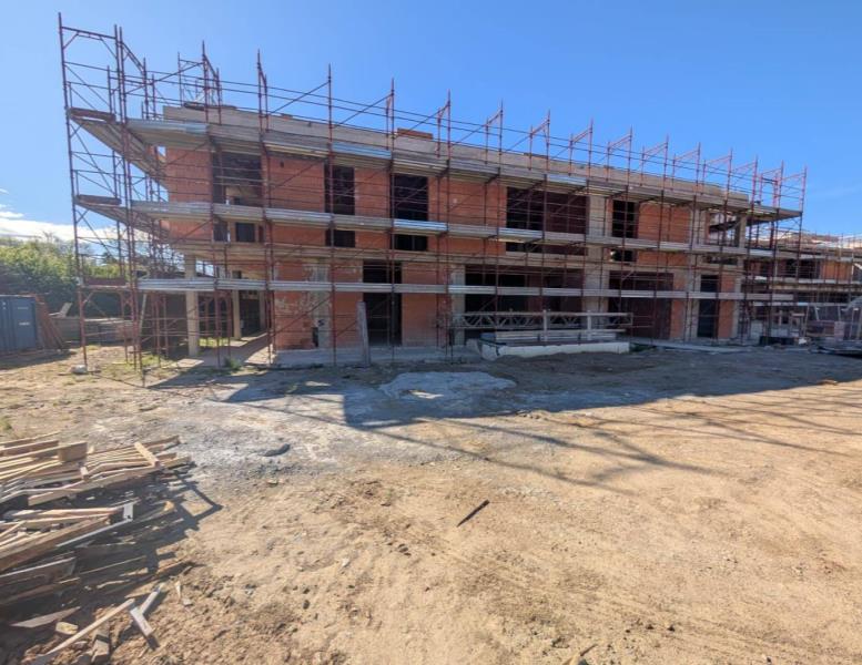 appartamento in vendita a Vimercate in zona Oreno