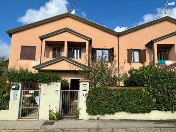 casa indipendente in vendita a Vimercate in zona Velasca