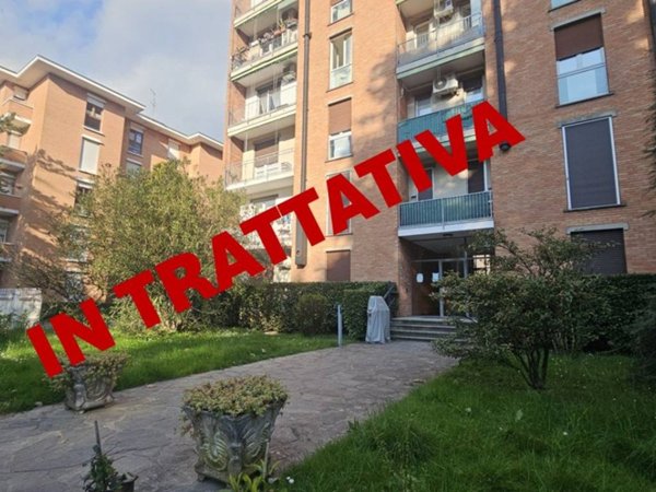 appartamento in vendita a Vimercate in zona Centro Storico