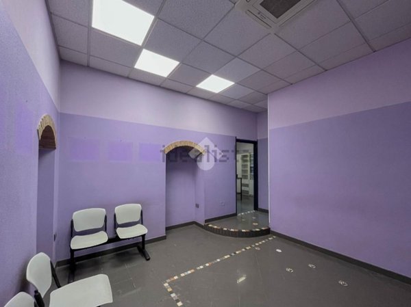 negozio in vendita a Vimercate