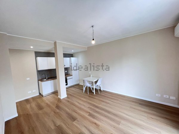 appartamento in vendita a Vimercate in zona Centro Storico