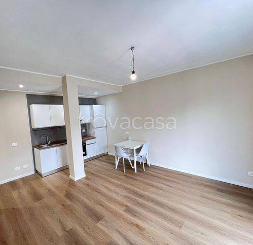 appartamento in vendita a Vimercate in zona Centro Storico