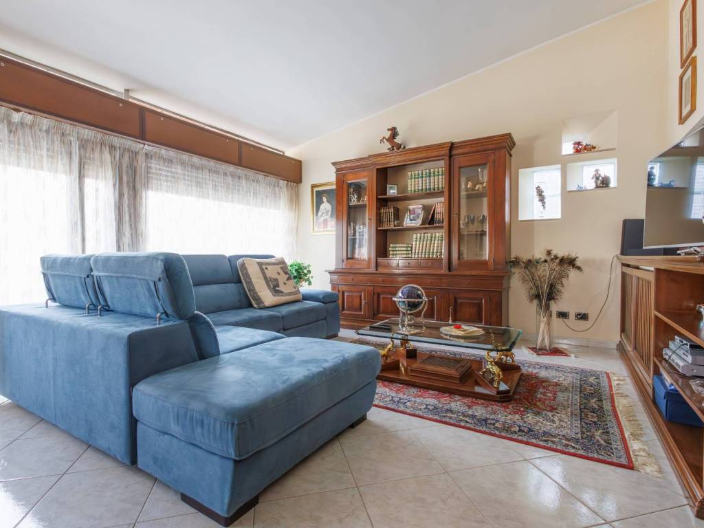 casa indipendente in vendita a Vimercate